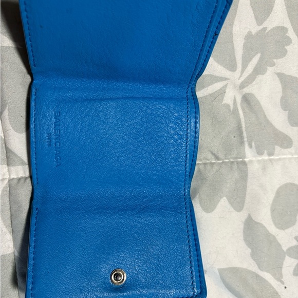 Balenciaga Teal Leather Card Holder - Picture 4 of 7